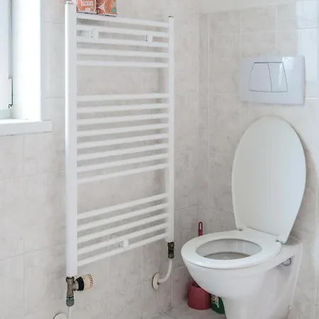 Casa vacanze Four Bedroom Holiday In Josefŭv Dŭl