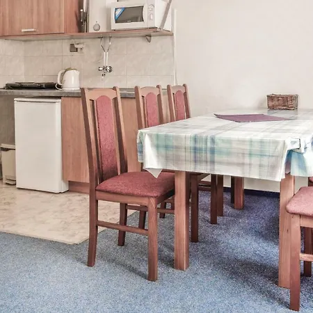 Casa vacanze Four Bedroom Holiday In